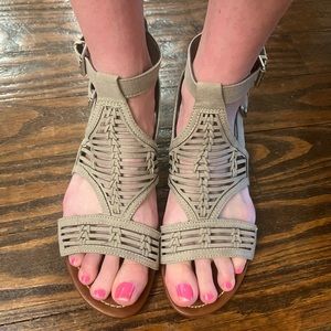 Guess Sandals size 9